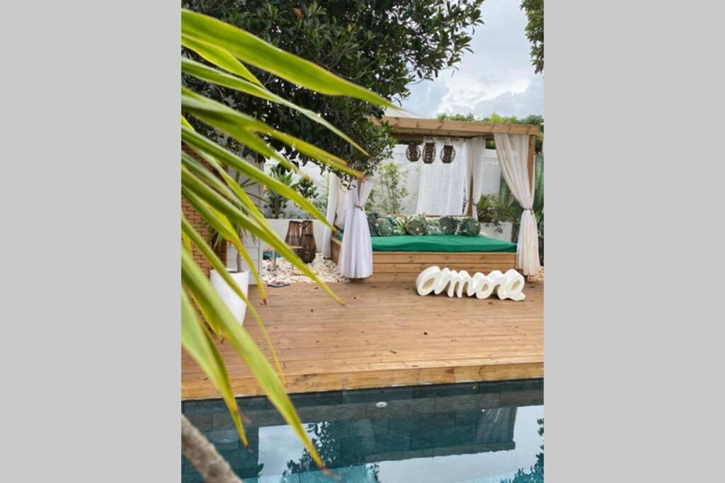 La Caze AmoreMiEve pour un séjour cozy à St Pierre Saint Pierre Exterior foto